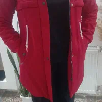 کاپشن کلاه دار در حد نو چند بار بیشتر پوشیده نشده