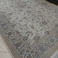 یک عدد فرش ۹ متری