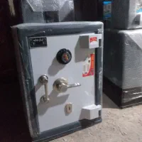 گاوصندوق زبانه ۲۸