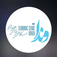 اپراتور لاغری (خانم) و کارمند بوفه باریستا (آقا )