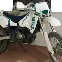 سوزوکی تی اس آر