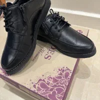 یک جفت کفش پسرانه ی بسیار شیک مجلسی