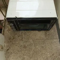 یک عدد ماکروفرمخصوص پیتزا درست کردن و ....