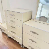 دراور و قاب آینه و پاتختی