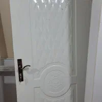 ۱ درب ضدسرقت و ۳ درب چوبی