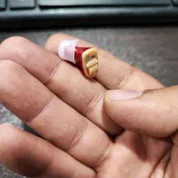 سمعک داخل گوشی رئوتون