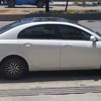 جیلی امگرند ۲۰۱۳ دنده ای
