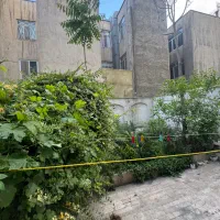 240-متری-خوش-نقشه-با-نورگیر-عالی-تک-واحدی-جلفا