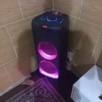 باند بزرگ در حد نو  ، بلوتوث دار و فلش خور .