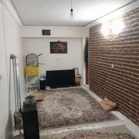 آپارتمان ۵۰ متری/زیرهمکف/شیک وترتمیز