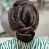 میکاپ و شینیون فقط۵۰۰|خدمات آرایشگری و زیبایی|زنجان, |دیوار