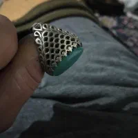 انگشتر|بدلیجات|اشترینان, |دیوار