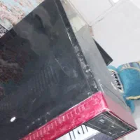 کامپیوتر به همراه وسایل