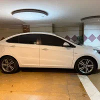 آریزو ۵ بدون رنگ بسیار تمیز و بدون ایراد