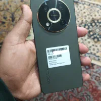 درحد 128گیگ رم 8 عین آک 17ماه گارانتی
