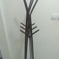 رخت اویز ایستاده