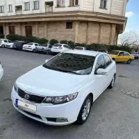 سراتو ۹۵ بدون رنگ