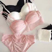 سوتین پاپیونی