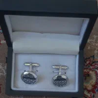 دکمه سر آستین