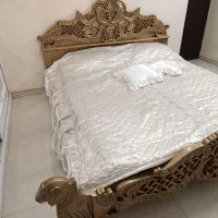 تخت خواب تمام چوب و منبت راش