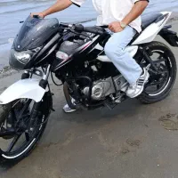 پالس۱۸۰  مدل۹۳