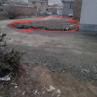 زمین سه نبش