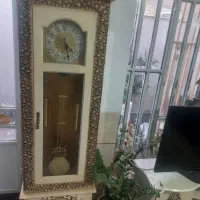 ساعت ایستاده سالم در حد نو