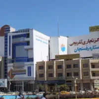 به یک نفر نگهبان نیازمندیم
