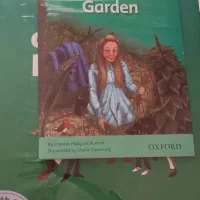 کتاب زبان فمیلی اند فرندز 6 اکبند