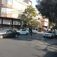 تجاری ۴۰متری/سرویس بهداشتی/امتیازات کامل/مالک اشتر