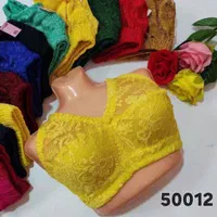 فروشنده خانم ماهر لباس زیر