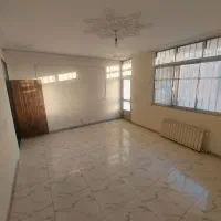 اجاره ساختمان 3 طبقه 250 متری 5 اتاق