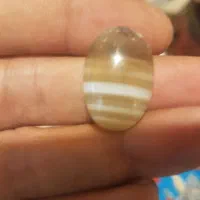 نگین انگشتر عقیق چند پوست