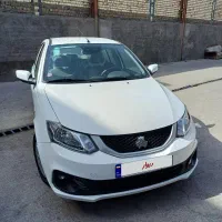 ساینا s یگانه