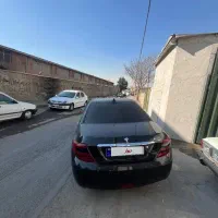 دنا پلاس مشکی ۵دنده مدل۴۰۲ برج ۱۱