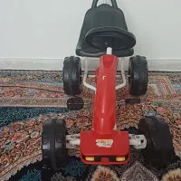 ماشین چهارچرخ