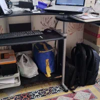 میز تحریر و کامپیوتر چند حالته خارجی