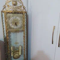 ساعت ایستاده برنزی