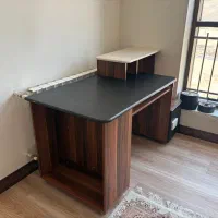 میز تحریر و میز کامپیوتر