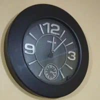 ساعت دیواری