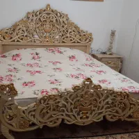 تخت و کمد ومیز آرایش