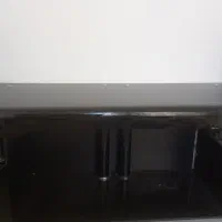 میز تلویزیون شیشه ای