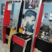 آیینه ایستاده