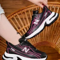 بوت|کیف، کفش، کمربند|صحنه, |دیوار