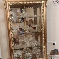 بوفه و ویترین با شیشه و آیینه