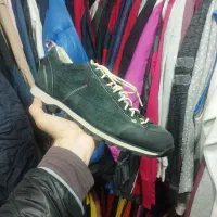 کفش کوهنوردی و خیابانی