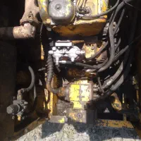 بیل میکانیکی ۹۱۲ زنجیری|خودرو سنگین|مشهد, حسابی جنوبی (شهرک غرب)|دیوار