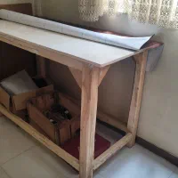 میز چوبی بلند میز اتو میز کار