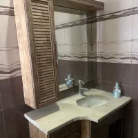 آینه و کابینت دستشویی