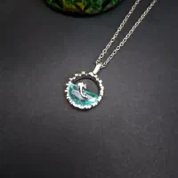 گردنبند وال